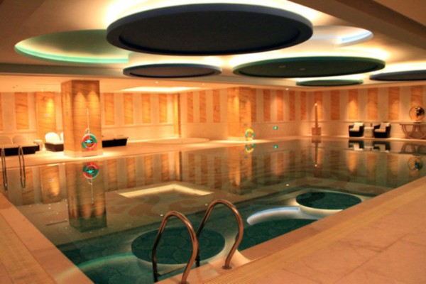 桑拿酒吧成都新潮，养生休闲两不误(成都桑拿巴适)